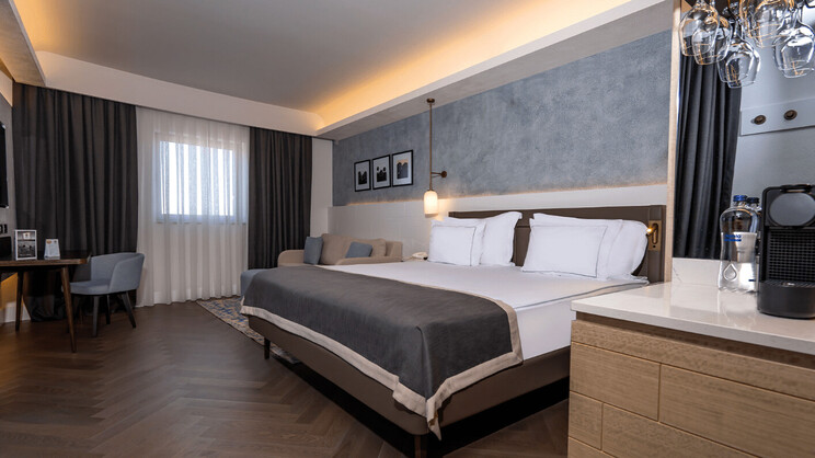 lara-barut-collection-antalya-destination-2